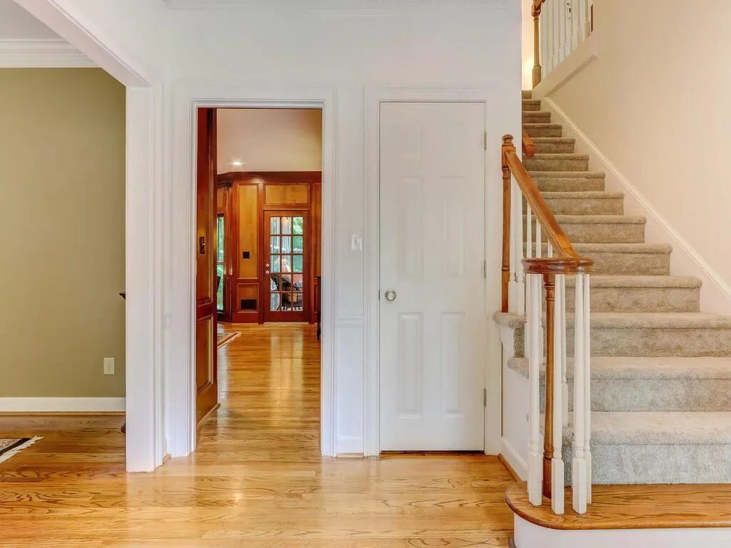 1825 Redbourne Drive, Atlanta, Georgia 30350, 4 Bedrooms Bedrooms, ,3 BathroomsBathrooms,Residential,Sold,1825 Redbourne Drive,6911955