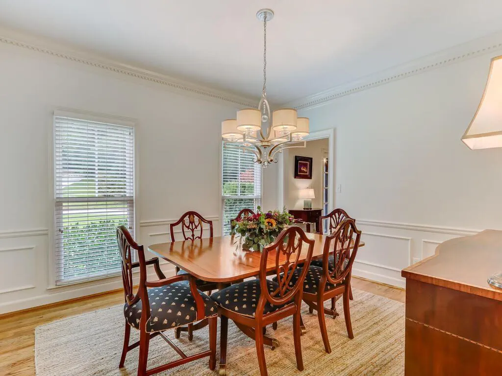 1825 Redbourne Drive, Atlanta, Georgia 30350, 4 Bedrooms Bedrooms, ,3 BathroomsBathrooms,Residential,Sold,1825 Redbourne Drive,6911955