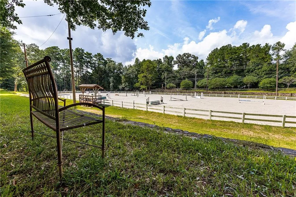 388 Londonberry Road, Sandy Springs, Georgia 30327, 6 Bedrooms Bedrooms, ,7 BathroomsBathrooms,Residential,For Sale,388 Londonberry Road,7625387