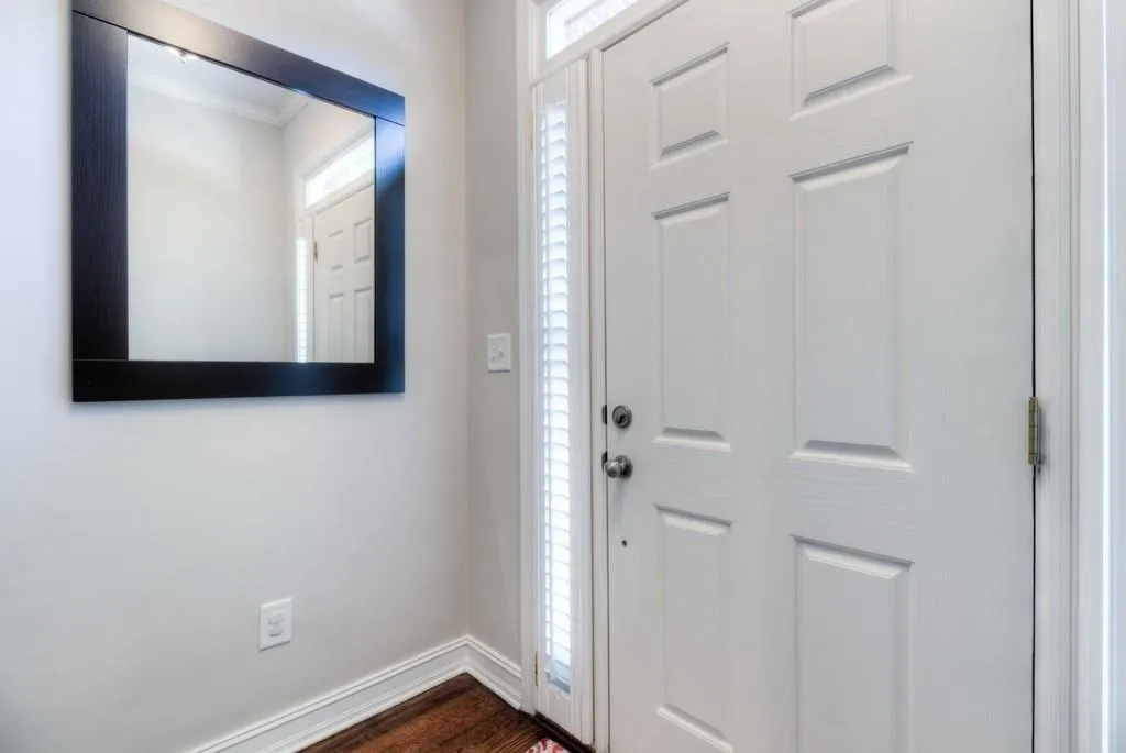 7275 Village Creek Trace, Atlanta, Georgia 30328, 4 Bedrooms Bedrooms, ,3 BathroomsBathrooms,Residential,Sold,7275 Village Creek Trace,6554806