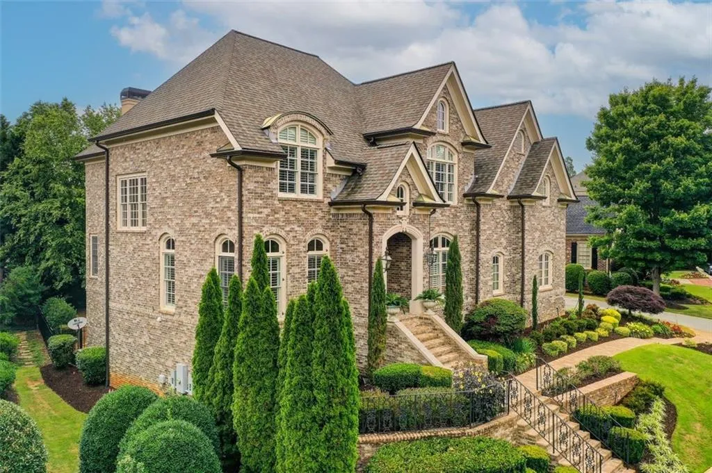 860 Glengate Place, Sandy Springs, Georgia 30328, 6 Bedrooms Bedrooms, ,6 BathroomsBathrooms,Residential,Sold,860 Glengate Place,7260045