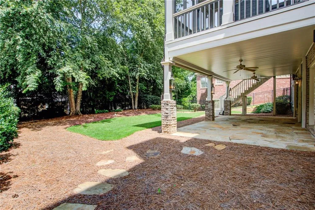 860 Glengate Place, Sandy Springs, Georgia 30328, 6 Bedrooms Bedrooms, ,6 BathroomsBathrooms,Residential,Sold,860 Glengate Place,7260045