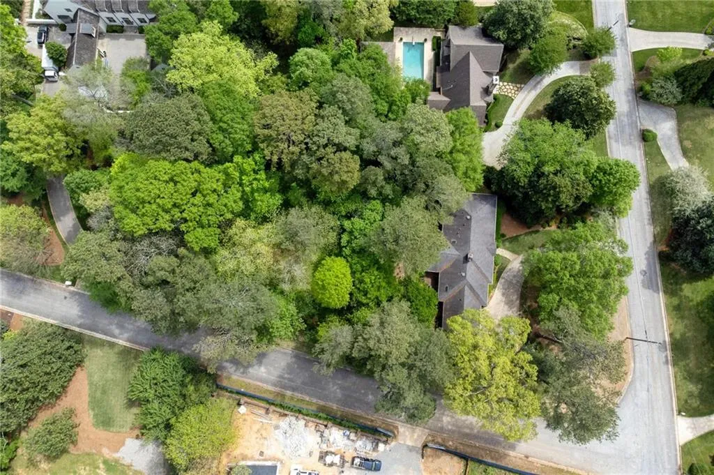 349 Pineland Road Nw, Atlanta, Georgia 30342, 3 Bedrooms Bedrooms, 0 ,3 BathroomsBathrooms,Land,For Sale,349 Pineland Road Nw,7831264