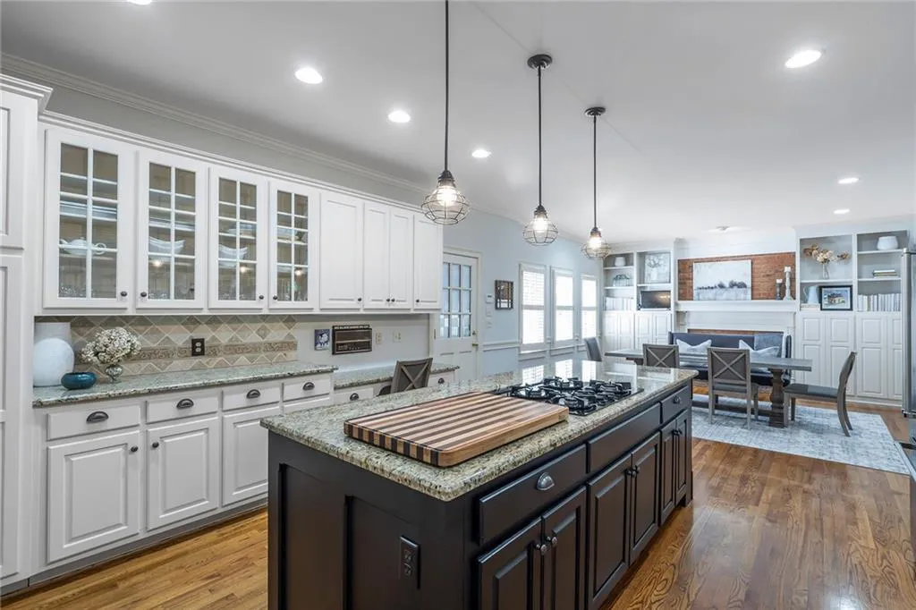 450 Tavern Circle, Atlanta, Georgia 30350, 5 Bedrooms Bedrooms, ,4 BathroomsBathrooms,Residential,Sold,450 Tavern Circle,6798831