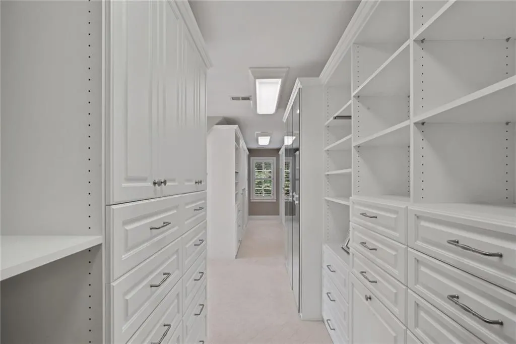 29 Cliftwood Drive Ne, Sandy Springs, Georgia 30328, 5 Bedrooms Bedrooms, ,6 BathroomsBathrooms,Residential,Sold,29 Cliftwood Drive Ne,6944216