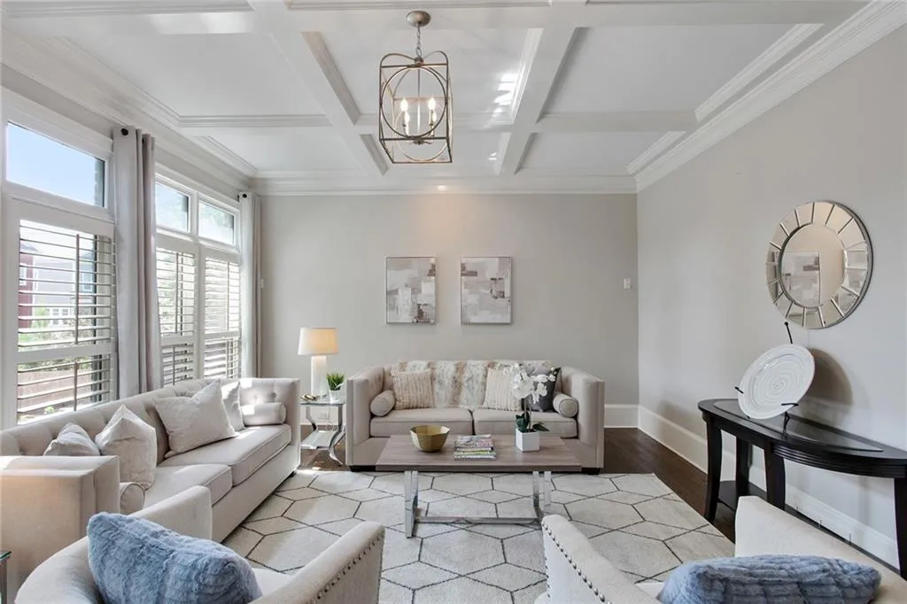 29 Cliftwood Drive Ne, Sandy Springs, Georgia 30328, 5 Bedrooms Bedrooms, ,6 BathroomsBathrooms,Residential,Sold,29 Cliftwood Drive Ne,6944216