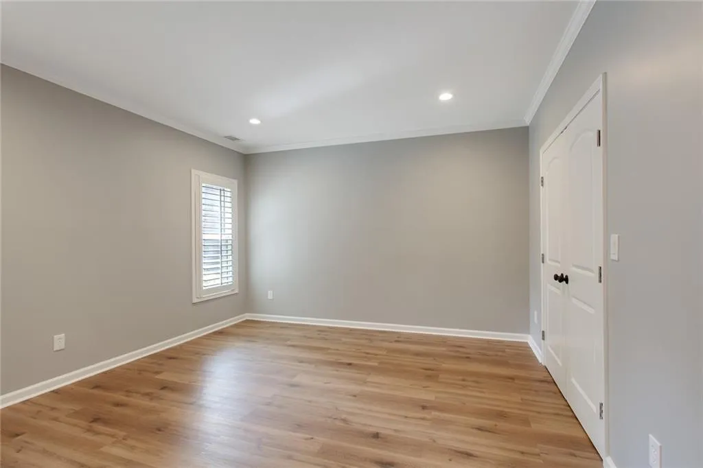 29 Cliftwood Drive Ne, Sandy Springs, Georgia 30328, 5 Bedrooms Bedrooms, ,6 BathroomsBathrooms,Residential,Sold,29 Cliftwood Drive Ne,6944216