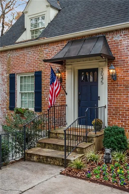 3045 Peachtree Drive Ne, Atlanta, Georgia 30305, 3 Bedrooms Bedrooms, ,3 BathroomsBathrooms,Residential,Sold,3045 Peachtree Drive Ne,6508834