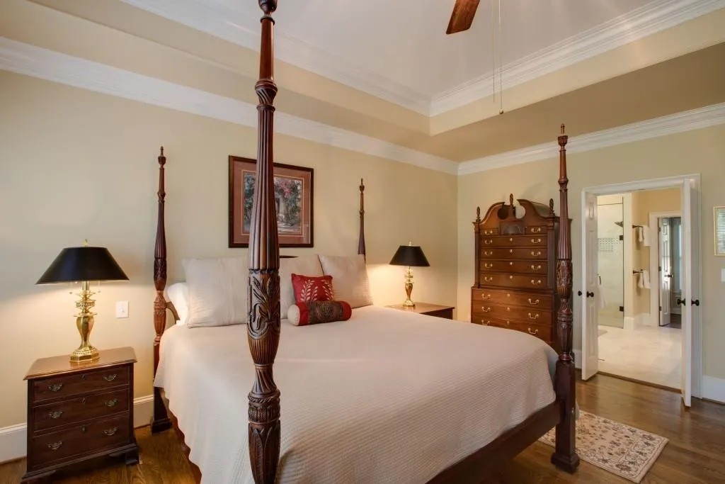 8215 Habersham Waters Road, Atlanta, Georgia 30350, 5 Bedrooms Bedrooms, ,4 BathroomsBathrooms,Residential,Sold,8215 Habersham Waters Road,5892209