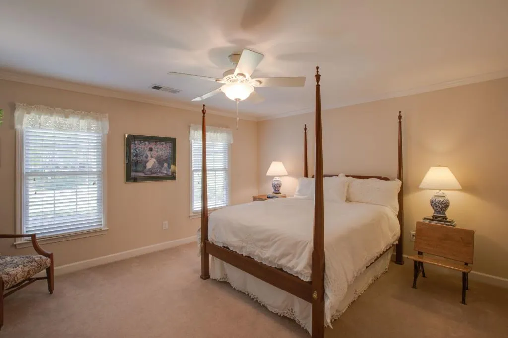 8215 Habersham Waters Road, Atlanta, Georgia 30350, 5 Bedrooms Bedrooms, ,4 BathroomsBathrooms,Residential,Sold,8215 Habersham Waters Road,5892209