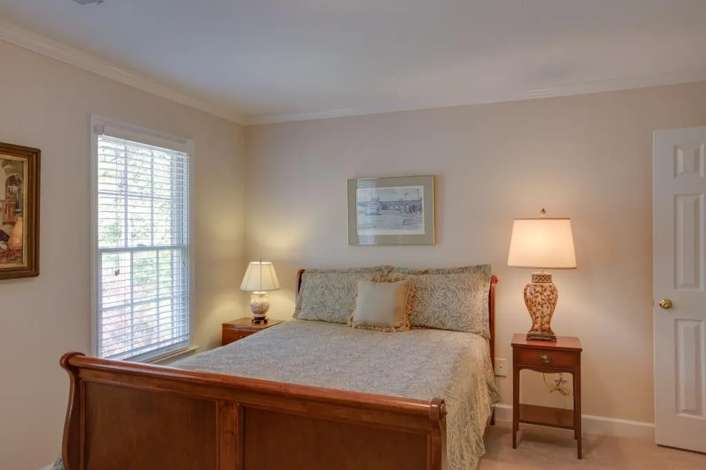 8215 Habersham Waters Road, Atlanta, Georgia 30350, 5 Bedrooms Bedrooms, ,4 BathroomsBathrooms,Residential,Sold,8215 Habersham Waters Road,5892209