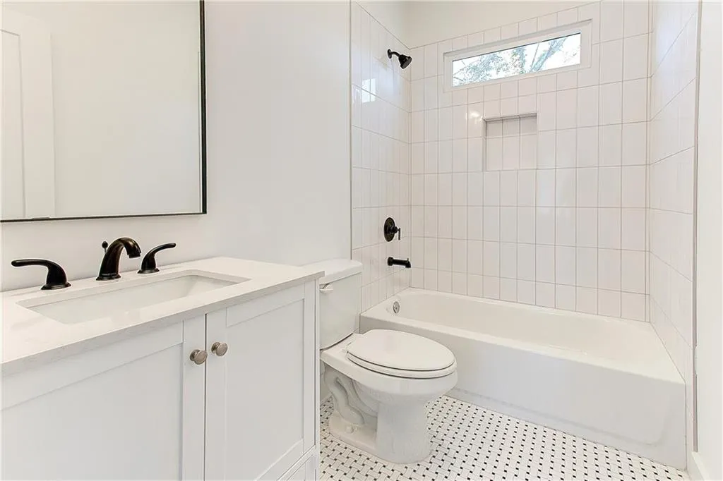 1103 Church Street Nw, Atlanta, Georgia 30318, 5 Bedrooms Bedrooms, ,3 BathroomsBathrooms,Residential,For Sale,1103 Church Street Nw,7615055