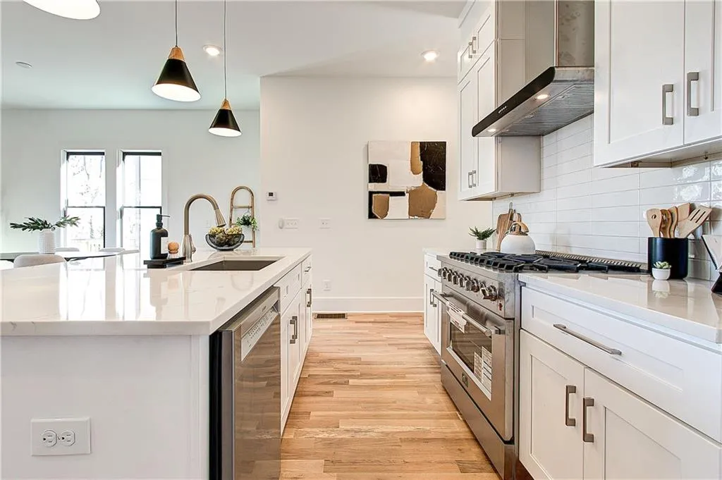 1103 Church Street Nw, Atlanta, Georgia 30318, 5 Bedrooms Bedrooms, ,3 BathroomsBathrooms,Residential,For Sale,1103 Church Street Nw,7615055