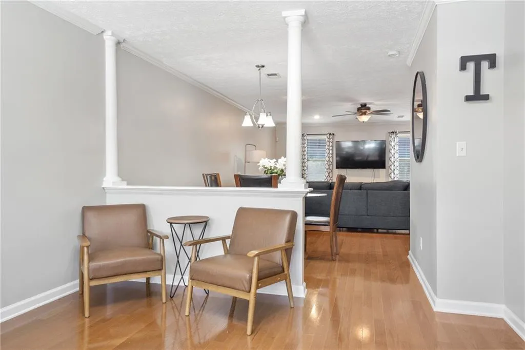 8701 Dunwoody Place Unit F, Sandy Springs, Georgia 30350, 3 Bedrooms Bedrooms, ,2 BathroomsBathrooms,Residential,Sold,8701 Dunwoody Place Unit F,7210269