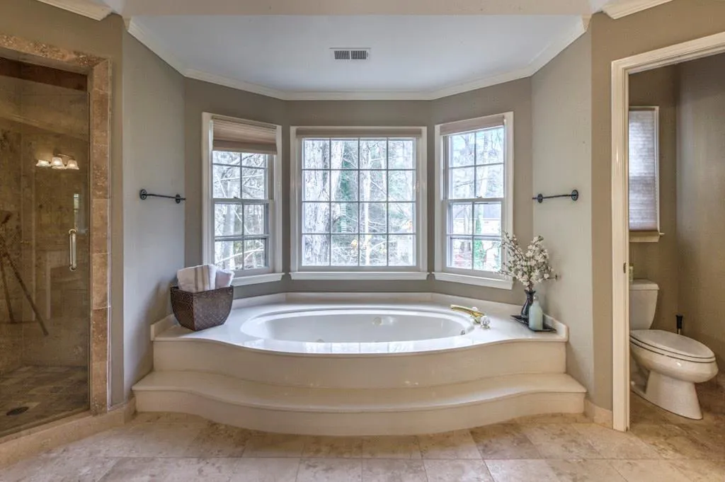 7450 Chestwick Court, Sandy Springs, Georgia 30350, 5 Bedrooms Bedrooms, ,4 BathroomsBathrooms,Residential,Sold,7450 Chestwick Court,5620135