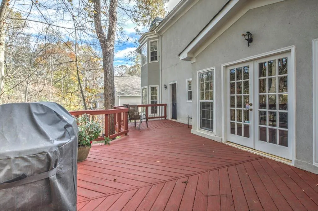 7450 Chestwick Court, Sandy Springs, Georgia 30350, 5 Bedrooms Bedrooms, ,4 BathroomsBathrooms,Residential,Sold,7450 Chestwick Court,5620135