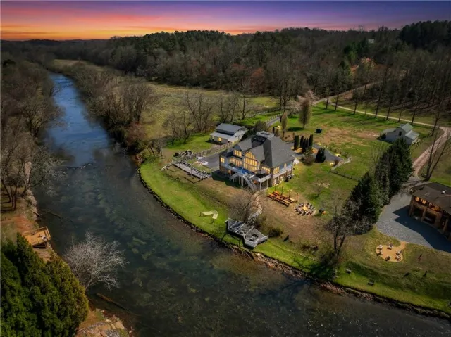 291 Kyle Arp, Blue Ridge, Georgia 30513