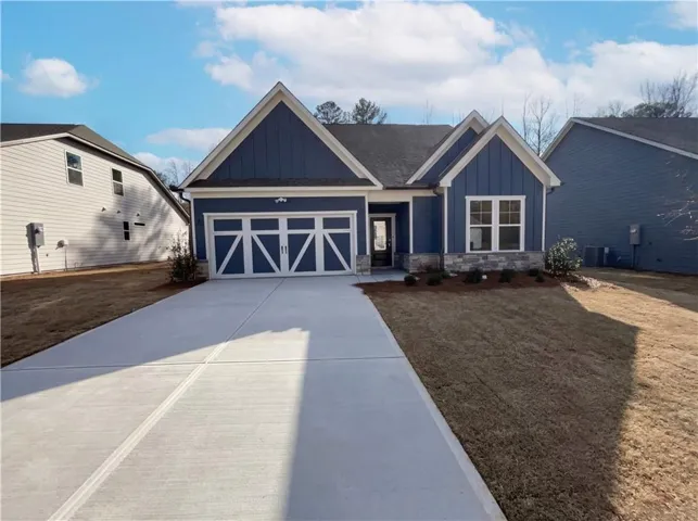8 Mayhaw Point, Sharpsburg, Georgia 30277
