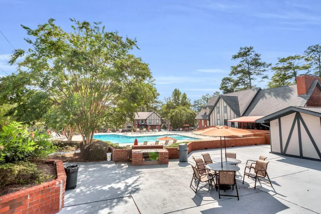 6851 Roswell Road Unit G-20, Sandy Springs, Georgia 30328, 3 Bedrooms Bedrooms, ,2 BathroomsBathrooms,Residential,Sold,6851 Roswell Road Unit G-20,7115893