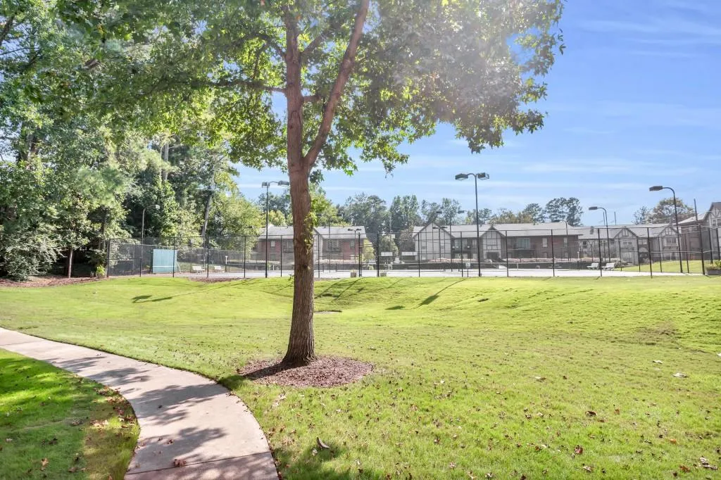 6851 Roswell Road Unit G-20, Sandy Springs, Georgia 30328, 3 Bedrooms Bedrooms, ,2 BathroomsBathrooms,Residential,Sold,6851 Roswell Road Unit G-20,7115893