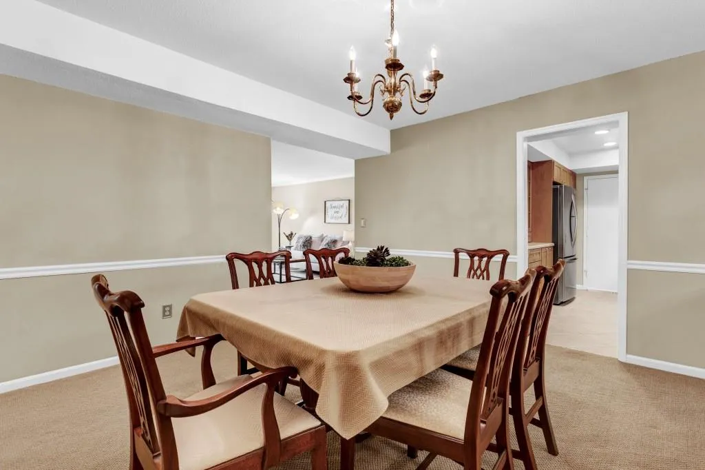 6851 Roswell Road Unit G-20, Sandy Springs, Georgia 30328, 3 Bedrooms Bedrooms, ,2 BathroomsBathrooms,Residential,Sold,6851 Roswell Road Unit G-20,7115893