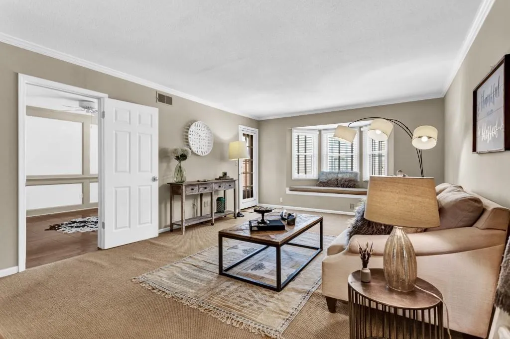 6851 Roswell Road Unit G-20, Sandy Springs, Georgia 30328, 3 Bedrooms Bedrooms, ,2 BathroomsBathrooms,Residential,Sold,6851 Roswell Road Unit G-20,7115893