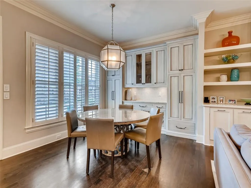 7861 Stratford Lane, Atlanta, Georgia 30350, 6 Bedrooms Bedrooms, ,6 BathroomsBathrooms,Residential,Sold,7861 Stratford Lane,6713381