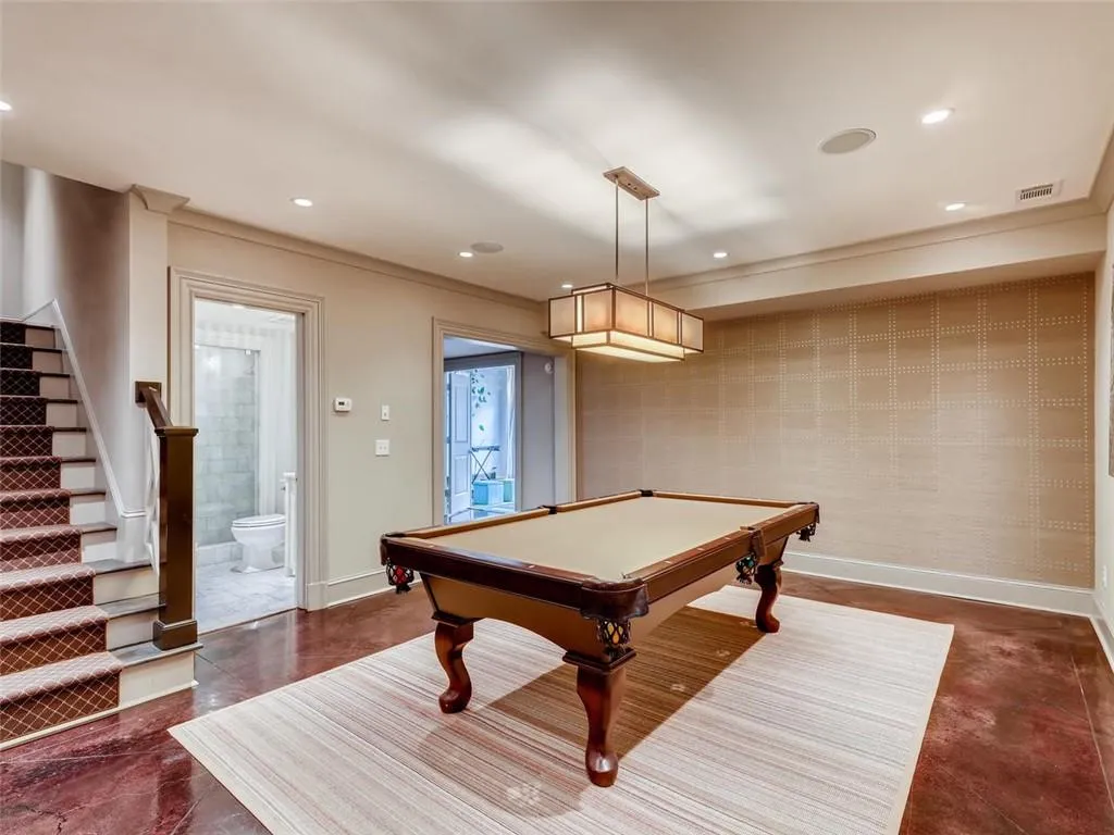 7861 Stratford Lane, Atlanta, Georgia 30350, 6 Bedrooms Bedrooms, ,6 BathroomsBathrooms,Residential,Sold,7861 Stratford Lane,6713381