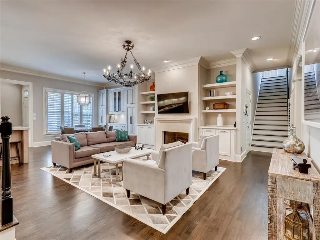 7861 Stratford Lane, Atlanta, Georgia 30350, 6 Bedrooms Bedrooms, ,6 BathroomsBathrooms,Residential,Sold,7861 Stratford Lane,6713381