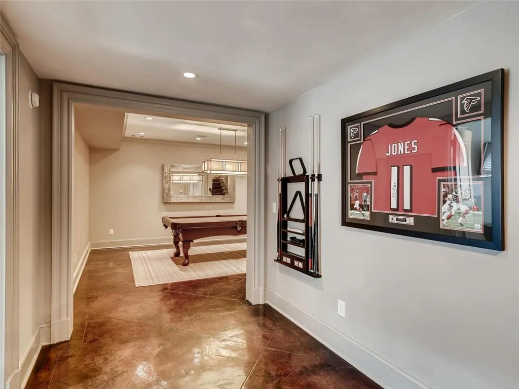 7861 Stratford Lane, Atlanta, Georgia 30350, 6 Bedrooms Bedrooms, ,6 BathroomsBathrooms,Residential,Sold,7861 Stratford Lane,6713381