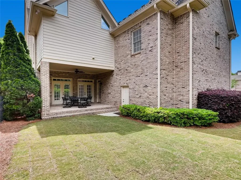 7861 Stratford Lane, Atlanta, Georgia 30350, 6 Bedrooms Bedrooms, ,6 BathroomsBathrooms,Residential,Sold,7861 Stratford Lane,6713381