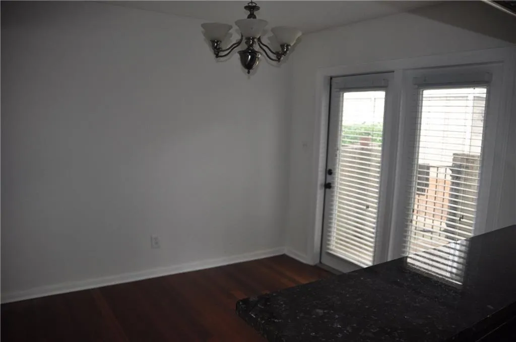 6940 Roswell Road Unit 18c, Sandy Springs, Georgia 30328, 1 Bedroom Bedrooms, ,1 BathroomBathrooms,Residential,Sold,6940 Roswell Road Unit 18c,6021211