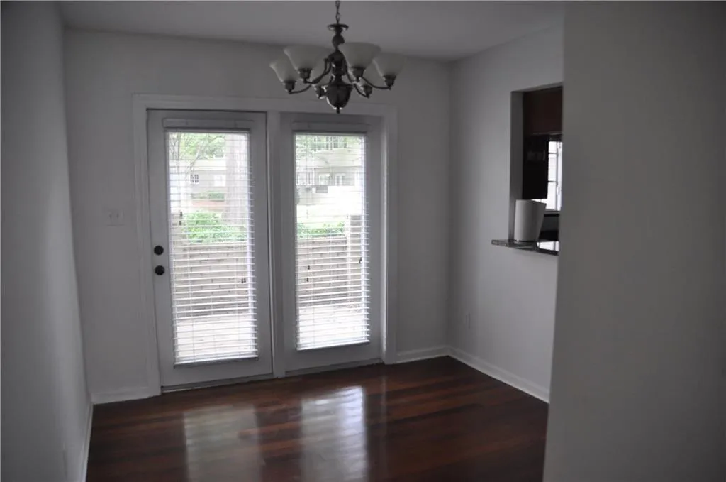 6940 Roswell Road Unit 18c, Sandy Springs, Georgia 30328, 1 Bedroom Bedrooms, ,1 BathroomBathrooms,Residential,Sold,6940 Roswell Road Unit 18c,6021211