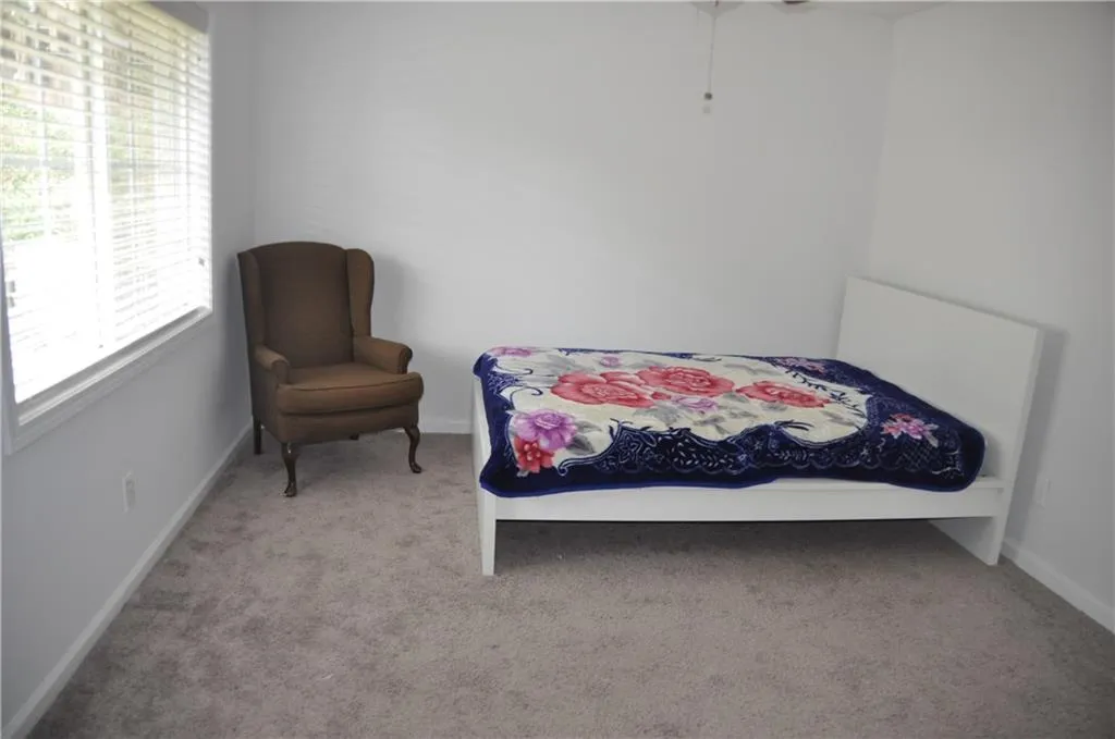 6940 Roswell Road Unit 18c, Sandy Springs, Georgia 30328, 1 Bedroom Bedrooms, ,1 BathroomBathrooms,Residential,Sold,6940 Roswell Road Unit 18c,6021211