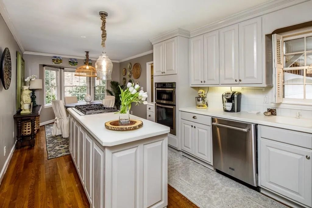 7265 Hunters Branch Drive, Sandy Springs, Georgia 30328, 4 Bedrooms Bedrooms, ,2 BathroomsBathrooms,Residential,Sold,7265 Hunters Branch Drive,5951731
