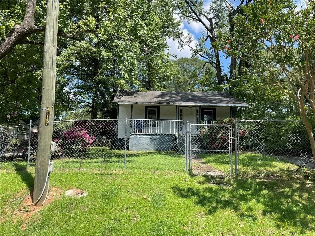 1199 Warfield Street Nw, Atlanta, Georgia 30318, 3 Bedrooms Bedrooms, ,1 BathroomBathrooms,Residential,For Sale,1199 Warfield Street Nw,7624733