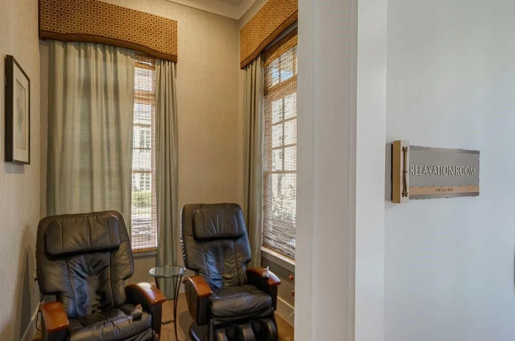 400 River Vista Drive Unit 44, Atlanta, Georgia 30339, 4 Bedrooms Bedrooms, ,4 BathroomsBathrooms,Residential,Sold,400 River Vista Drive Unit 44,6994321