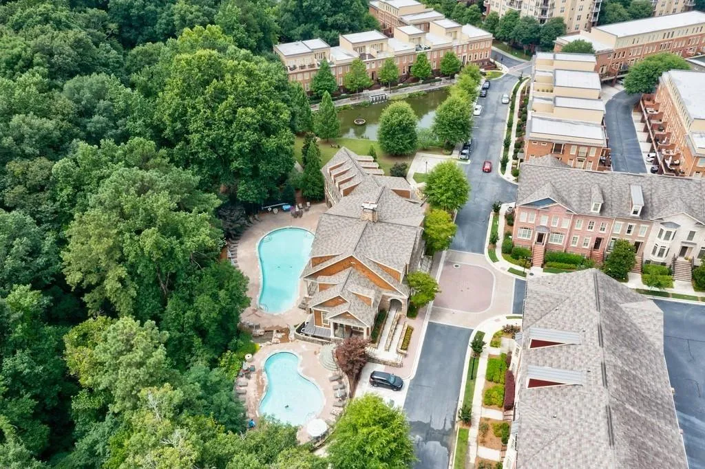 400 River Vista Drive Unit 44, Atlanta, Georgia 30339, 4 Bedrooms Bedrooms, ,4 BathroomsBathrooms,Residential,Sold,400 River Vista Drive Unit 44,6994321