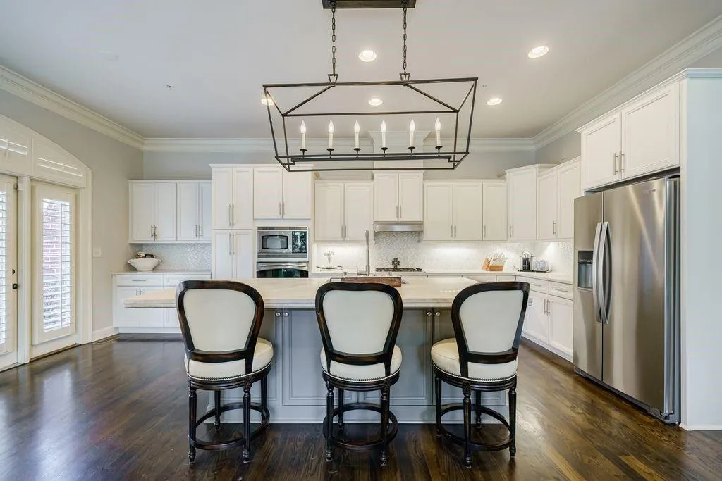 400 River Vista Drive Unit 44, Atlanta, Georgia 30339, 4 Bedrooms Bedrooms, ,4 BathroomsBathrooms,Residential,Sold,400 River Vista Drive Unit 44,6994321