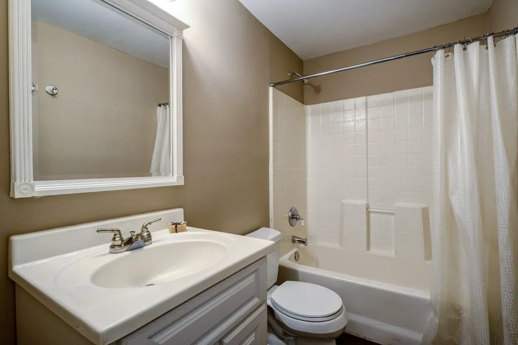 Full bath