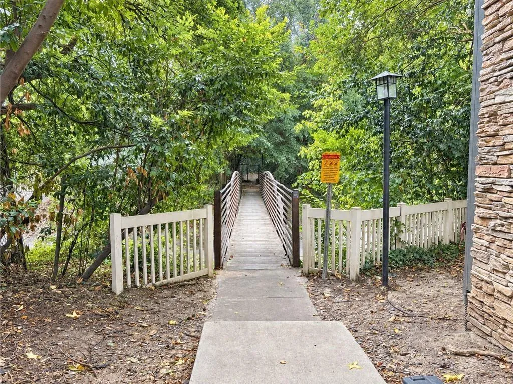 216 Semel Drive Nw Unit 360, Atlanta, Georgia 30309, 2 Bedrooms Bedrooms, 0 ,2 BathroomsBathrooms,Residential,For Sale,216 Semel Drive Nw Unit 360,7845826