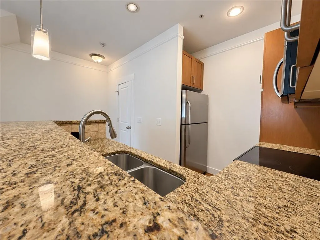216 Semel Drive Nw Unit 360, Atlanta, Georgia 30309, 2 Bedrooms Bedrooms, 0 ,2 BathroomsBathrooms,Residential,For Sale,216 Semel Drive Nw Unit 360,7845826