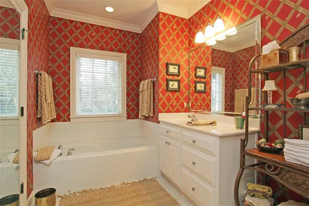 5492 Glenridge Drive Unit 500, Atlanta, Georgia 30342, 3 Bedrooms Bedrooms, ,4 BathroomsBathrooms,Residential,Sold,5492 Glenridge Drive Unit 500,5645655