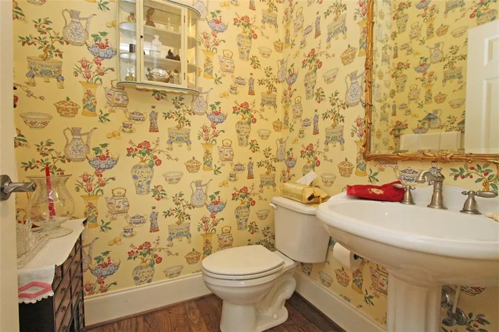 5492 Glenridge Drive Unit 500, Atlanta, Georgia 30342, 3 Bedrooms Bedrooms, ,4 BathroomsBathrooms,Residential,Sold,5492 Glenridge Drive Unit 500,5645655
