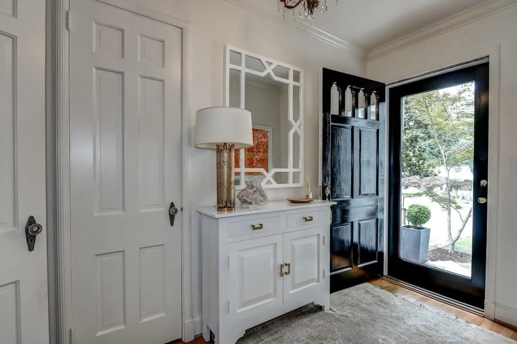 521 E Wesley Road Ne, Atlanta, Georgia 30305, 3 Bedrooms Bedrooms, ,3 BathroomsBathrooms,Residential,Sold,521 E Wesley Road Ne,5598844