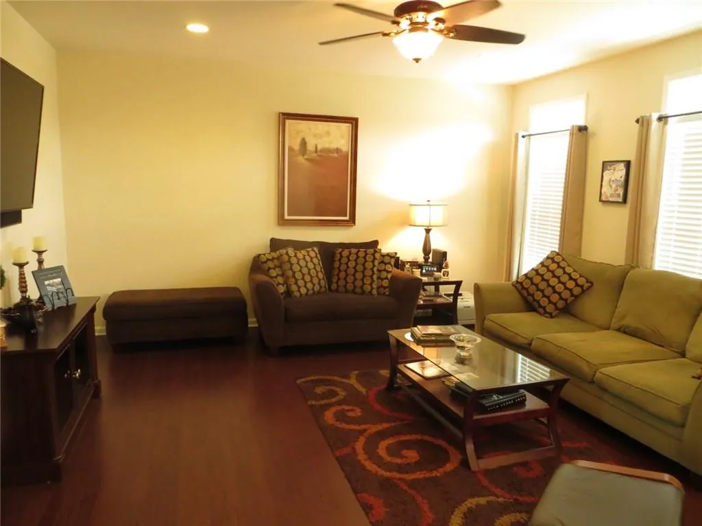 4836 Merriman Walk Se Unit 23, Atlanta, Georgia 30339, 3 Bedrooms Bedrooms, ,3 BathroomsBathrooms,Residential,Sold,4836 Merriman Walk Se Unit 23,5696579