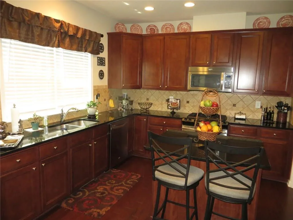 4836 Merriman Walk Se Unit 23, Atlanta, Georgia 30339, 3 Bedrooms Bedrooms, ,3 BathroomsBathrooms,Residential,Sold,4836 Merriman Walk Se Unit 23,5696579