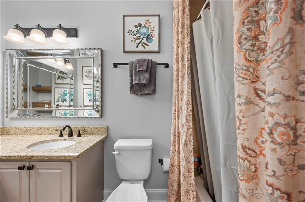 1602 Masons Creek Circle, Sandy Springs, Georgia 30350, 3 Bedrooms Bedrooms, ,2 BathroomsBathrooms,Residential,Sold,1602 Masons Creek Circle,7062549