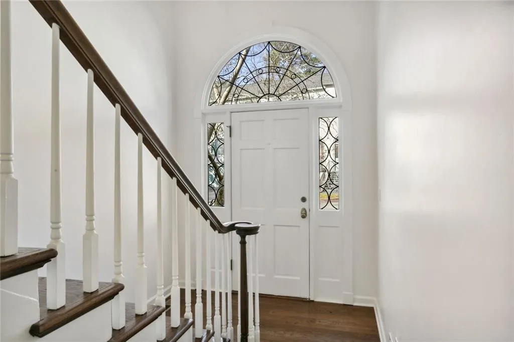 650 Moores Mill Road Nw Unit 23, Atlanta, Georgia 30327, 3 Bedrooms Bedrooms, 0 ,3 BathroomsBathrooms,Residential,Sold,650 Moores Mill Road Nw Unit 23,7167637