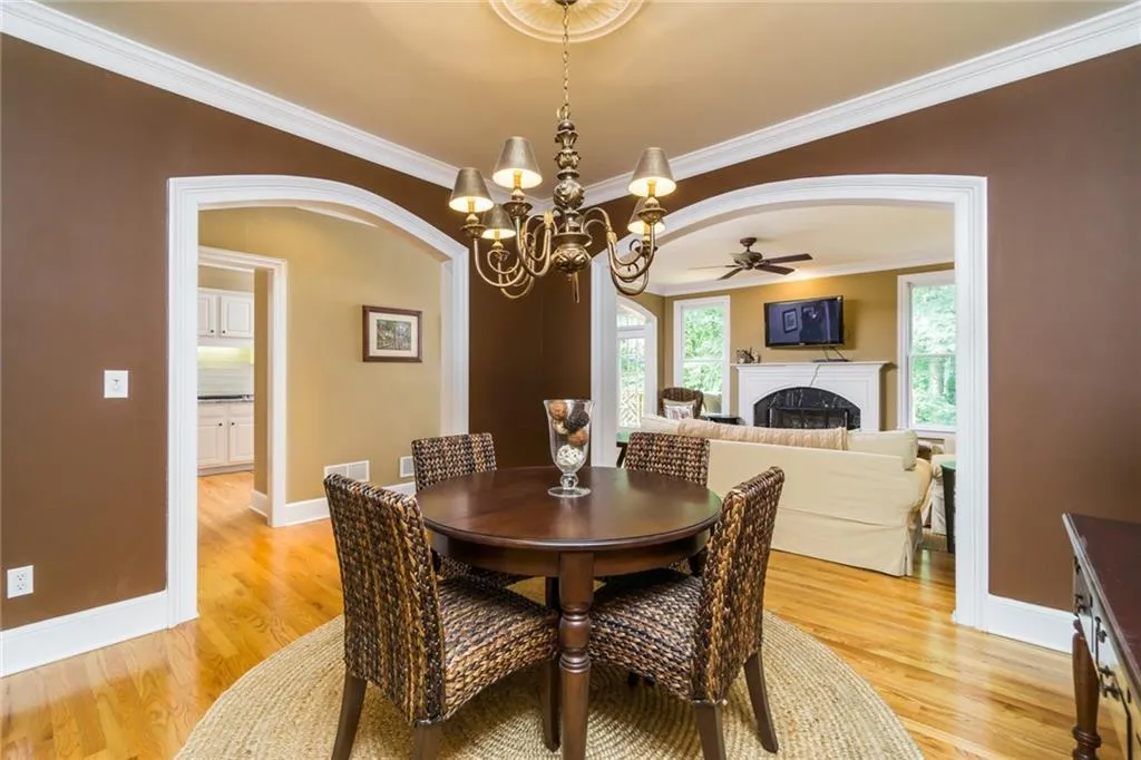 3 Carrington Way, Atlanta, Georgia 30328, 3 Bedrooms Bedrooms, ,2 BathroomsBathrooms,Residential,Sold,3 Carrington Way,6770253